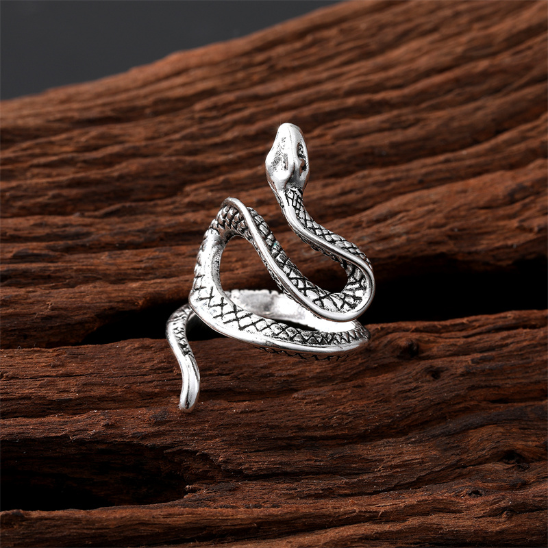 Fashion Snake Lizard Stainless Steel Alloy Rings 1 Piece display picture 3
