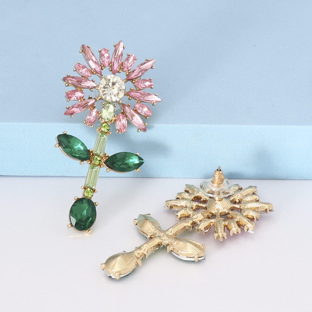 Moda Flor Aleación Embutido Diamantes De Imitación Artificiales Pendientes De Gota 1 Par display picture 5