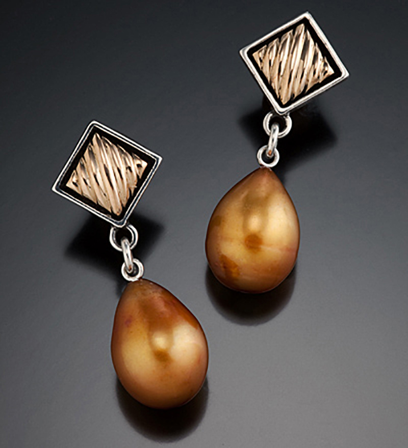 Bohemian New Pearl Diamond Rose Gold Two-color Alloy Earrings display picture 1