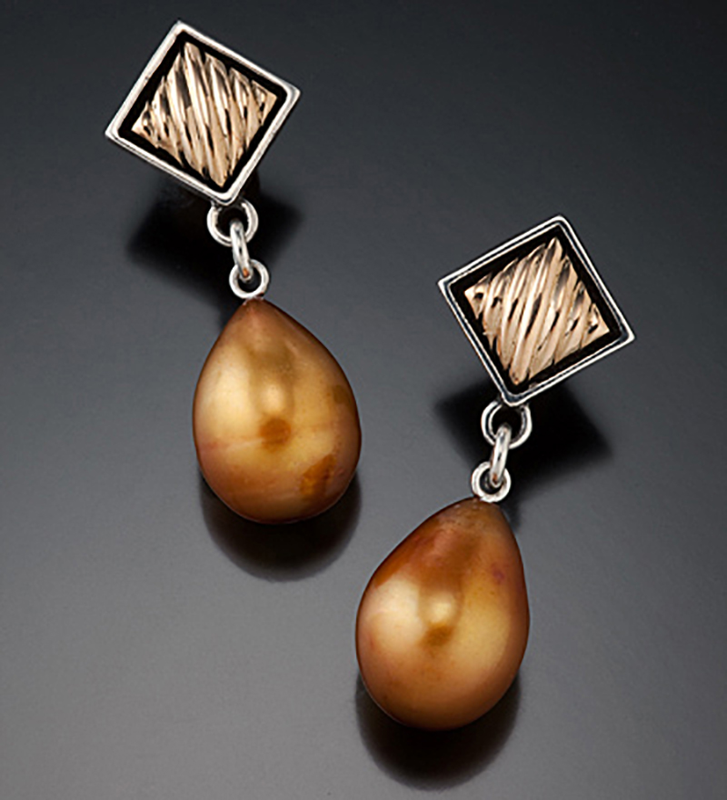 Bohemian New Pearl Diamond Rose Gold Two-color Alloy Earrings display picture 3