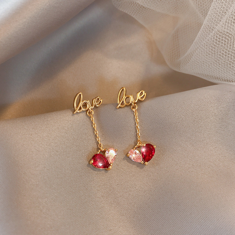 Long Letter Love Heart-shaped Crystal Glass Diamond Drop Earrings display picture 5