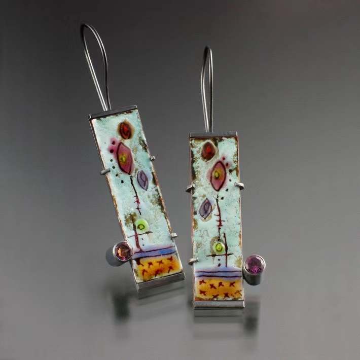 New Hand-painted Flower Enamel Women's Diamonds Retro Earrings display picture 2