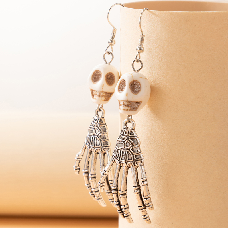 Exaggerated Alternative Earrings Halloween Skull Alloy Ear Hook display picture 18