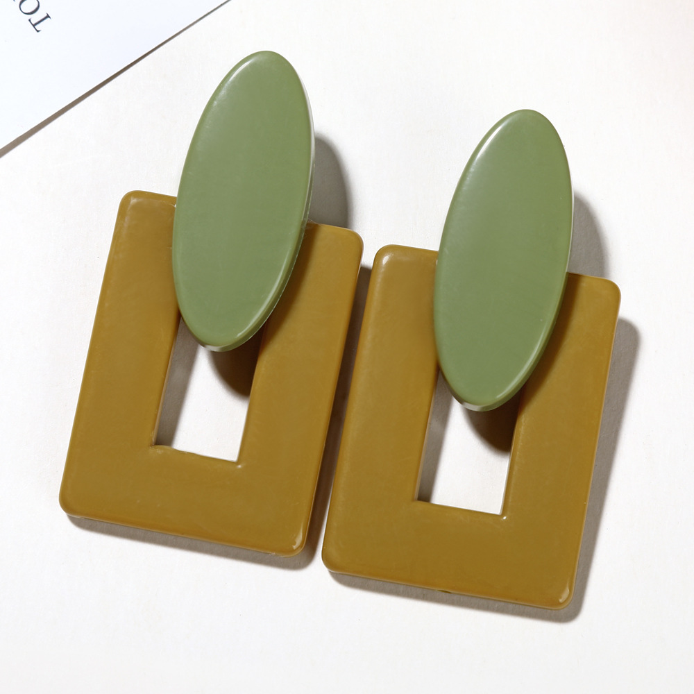 Geometric Rectangular Acrylic Earrings Korean Contrast Color Earrings display picture 9