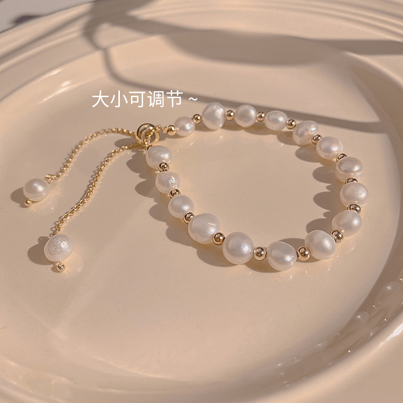 Baroque Pearl Long Pendent Bracelet Female Hand Jewelry display picture 3