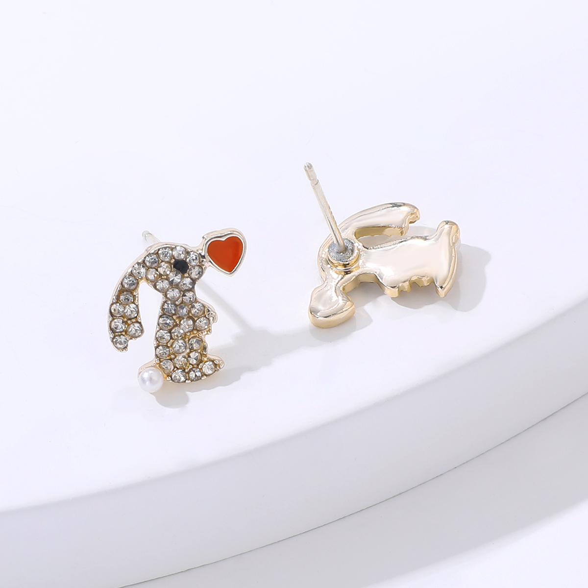 2022 Creative Animal Cute Rabbit Rhinestone Personality Red Love Stud Earrings display picture 4