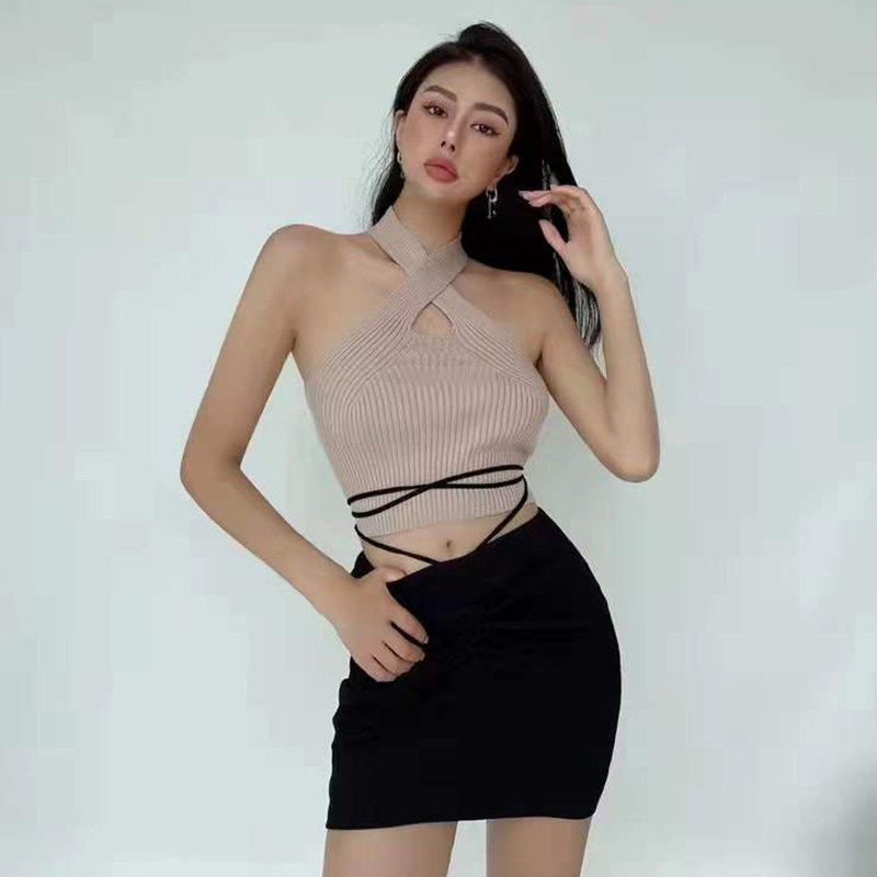 Sexy Cross Halter Cutout Cropped Navel Knit Tank Top display picture 4