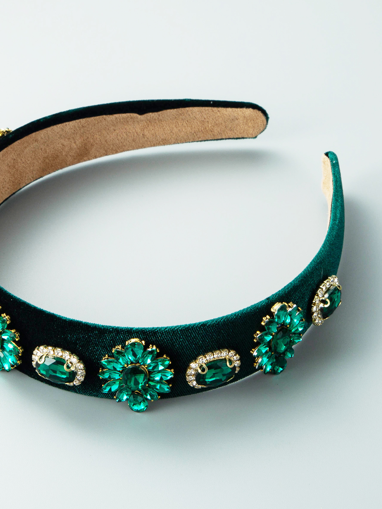 Vintage Contrast Color Emerald-embellished Green Headband Wholesale display picture 6