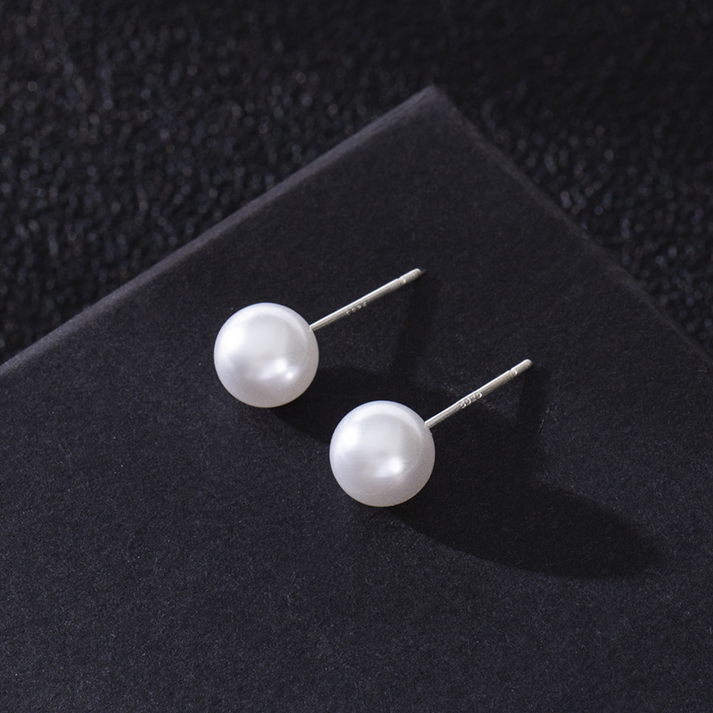 Fashion Pearl Stud Earrings Jewelry Wholesale display picture 3