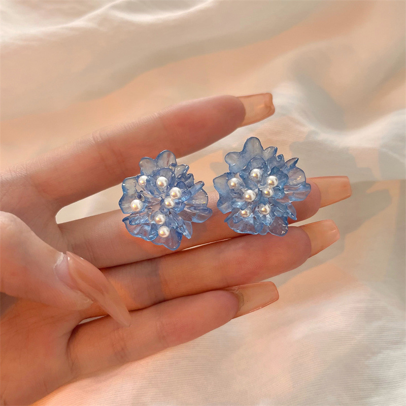 Fashion Acrylic Klein Blue Camellia Pearl Stud Earrings Wholesale display picture 3