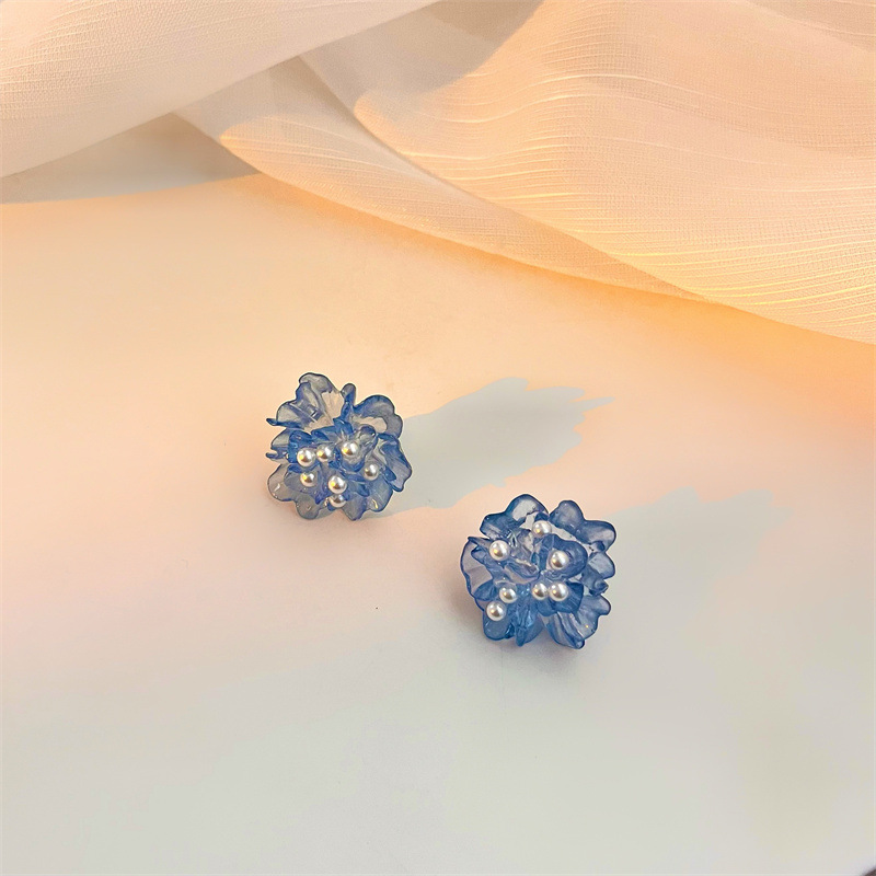 Fashion Acrylic Klein Blue Camellia Pearl Stud Earrings Wholesale display picture 4