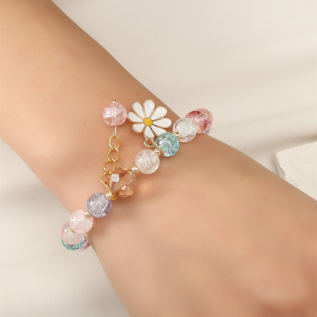 Damenmode-weinlese-kristallgänseblümchen-armband display picture 1