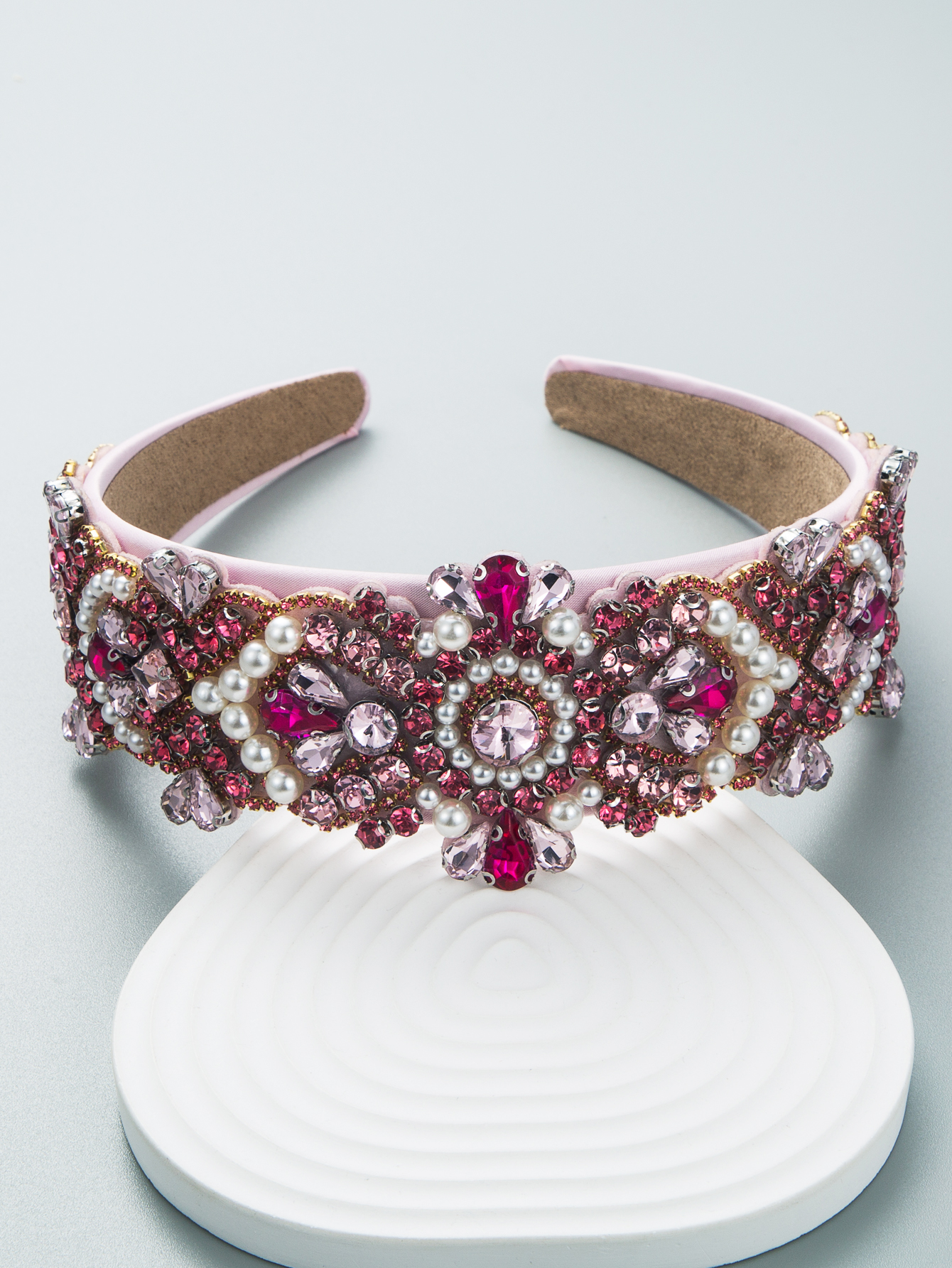 Barockes, Rosafarbenes, Rotes, Geometrisch Eingelegtes, Breites Stirnband Mit Diamantperlen display picture 6