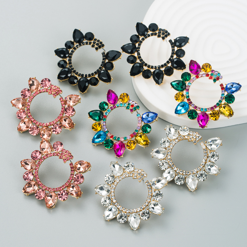 Fashion New Alloy Diamond Rhinestone Geometric Flower Earrings Female display picture 2