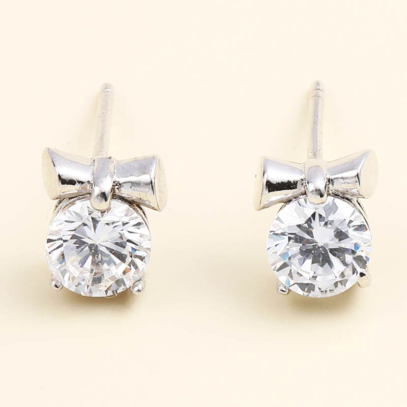 Boucles D'oreilles En Argent 925 Classiques Simples De Niche De Luxe Léger display picture 2