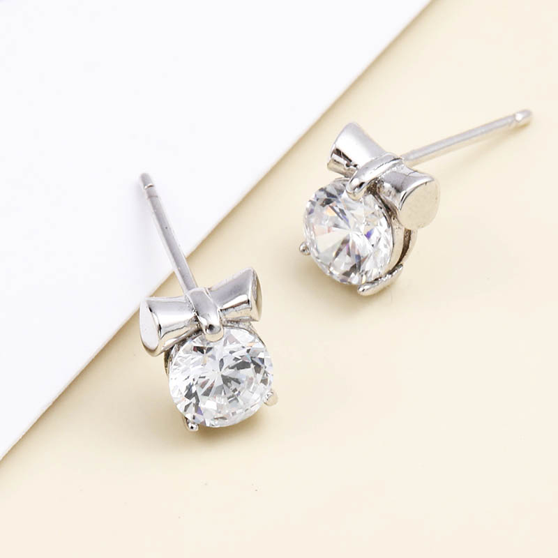 Light Luxury Niche Simple Classic 925 Silver Earrings display picture 5