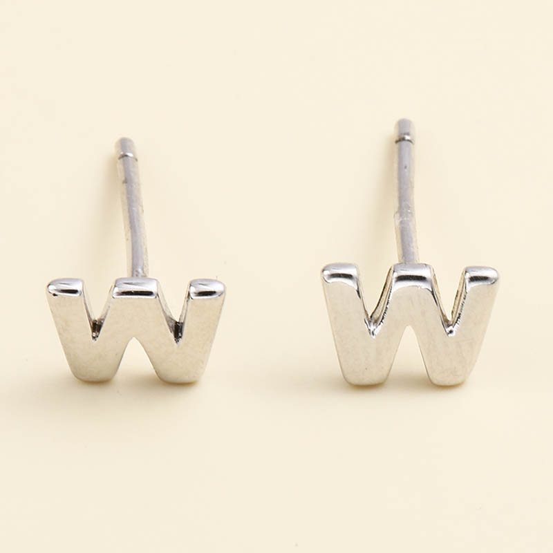 Fashion Small Letter W 925 Silver Stud Earrings display picture 2