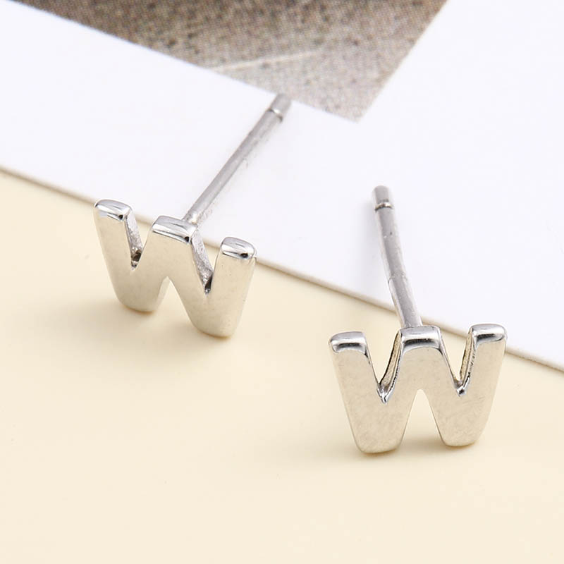 Fashion Small Letter W 925 Silver Stud Earrings display picture 5