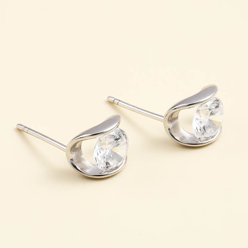 Fashion Simple Small Arc Inlaid Zircon 925 Silver Stud Earrings display picture 1