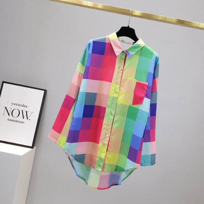 2022 Spring New Large Lapel Long-sleeved Printed Cardigan Stand-up Collar Shirt Top display picture 6