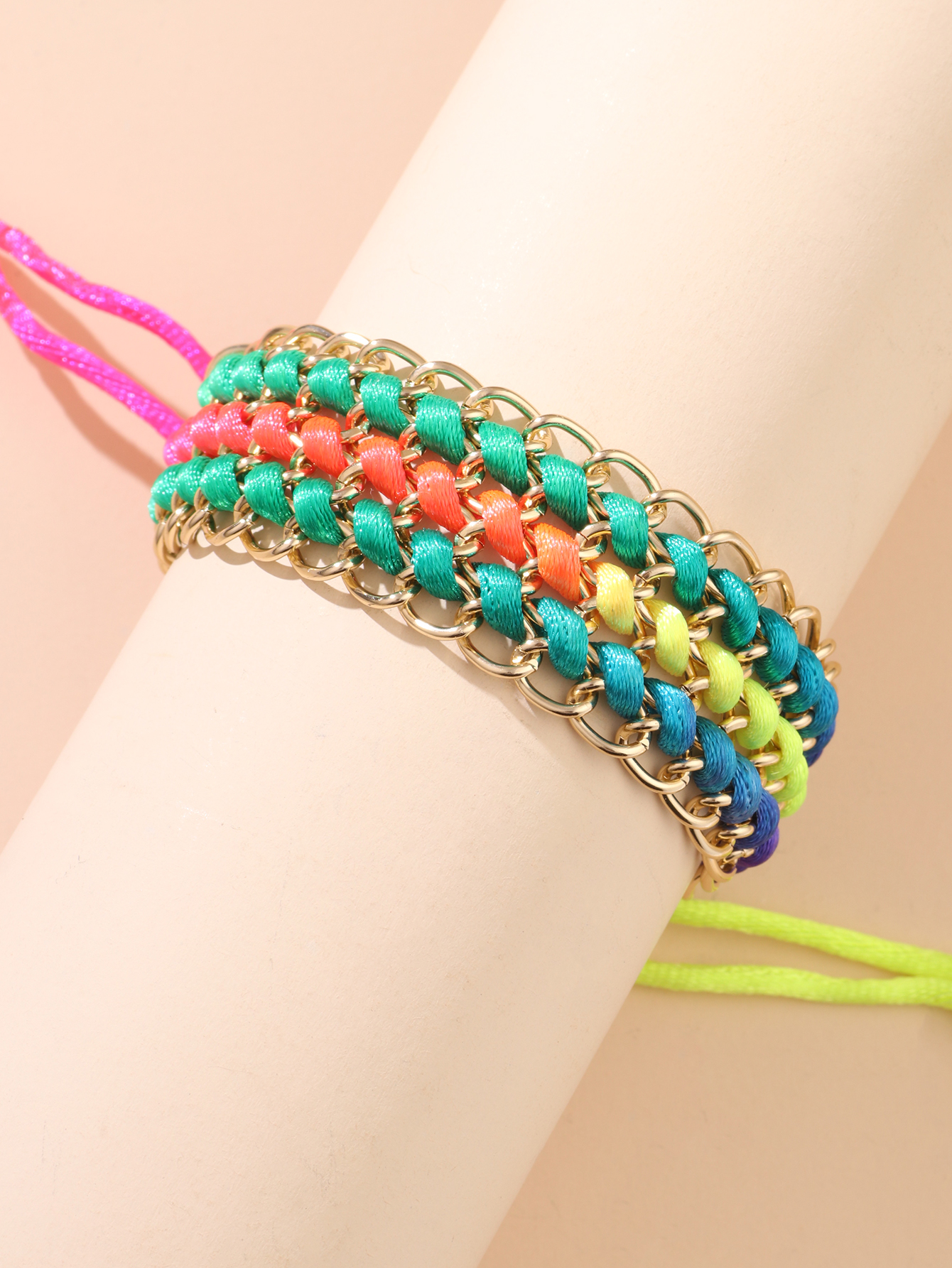 Simple Chinese Knot Color Gradient Chain Hand-woven Bracelet display picture 2