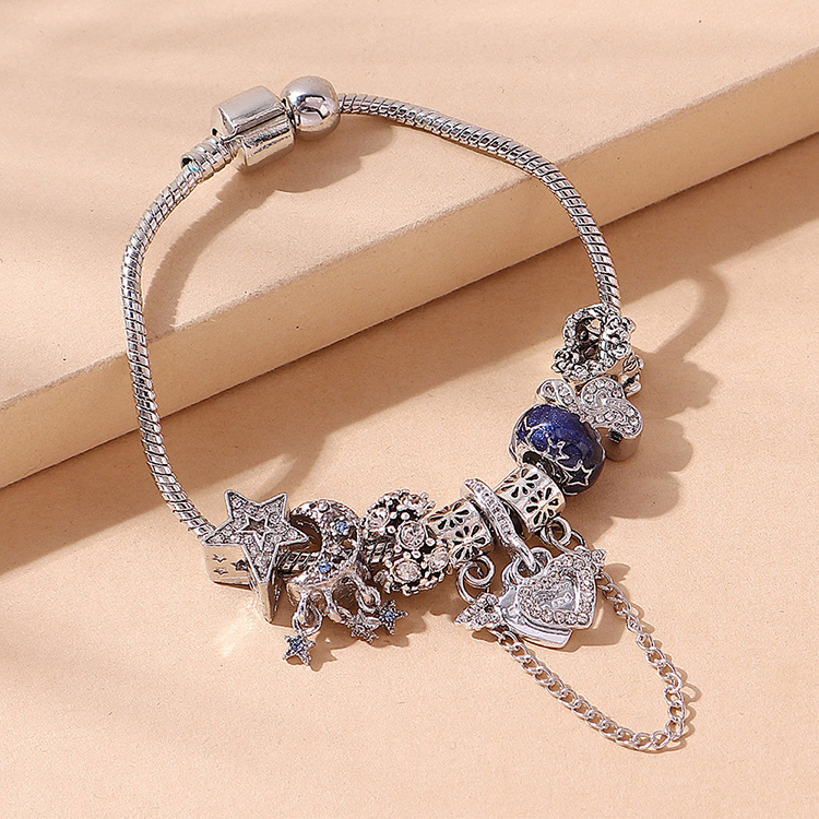 Bracelet De Chaîne De Coeur De Lune D'étoile De Mode Créative display picture 1