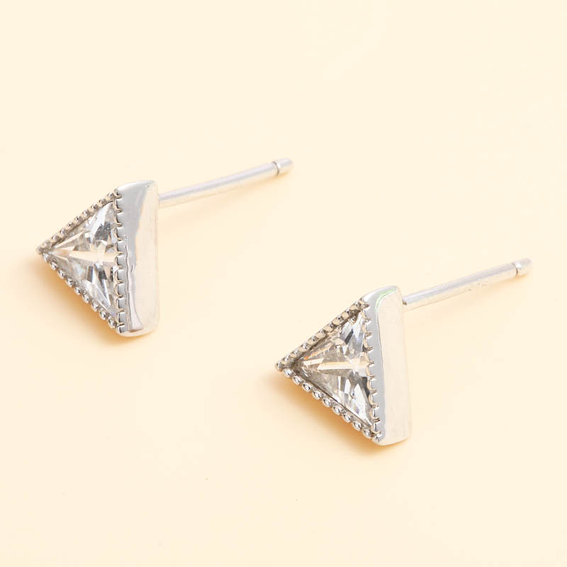 Simple And Classic Triangle Inlaid Zirconium 925 Silver Stud Earrings display picture 2
