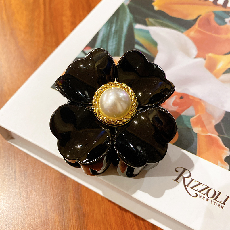 Einfache Mehrfarbige Perlenblumen-greiferclip-haarspange Großhandel display picture 6