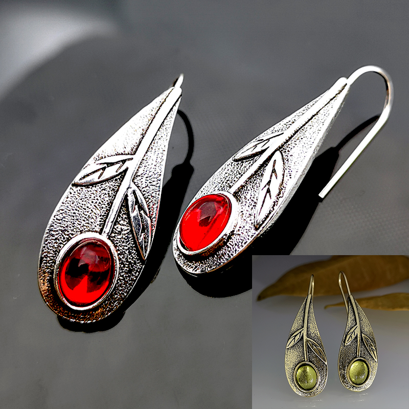 Retro Leaf Ruby Alloy Earrings Fashion Ear Jewelry display picture 6