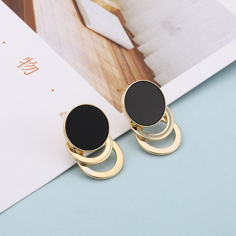 Temperament Fashion Metal Style Korean Style Earrings display picture 2