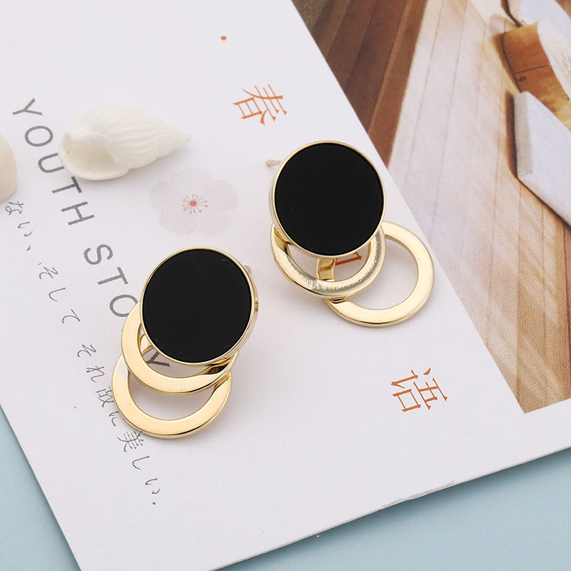 Temperament Fashion Metal Style Korean Style Earrings display picture 3