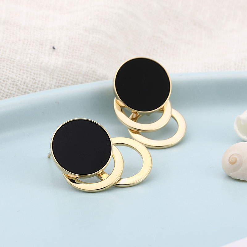 Temperament Fashion Metal Style Korean Style Earrings display picture 5