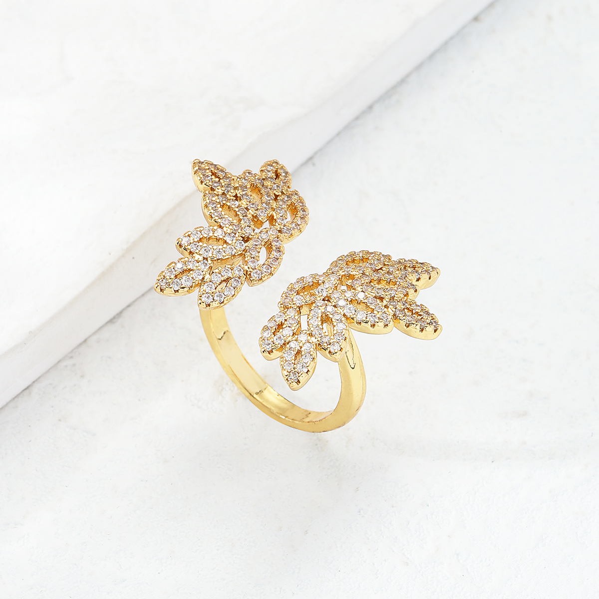 Ethnic Style Butterfly 18K Gold Plated Zircon Copper Wholesale display picture 1