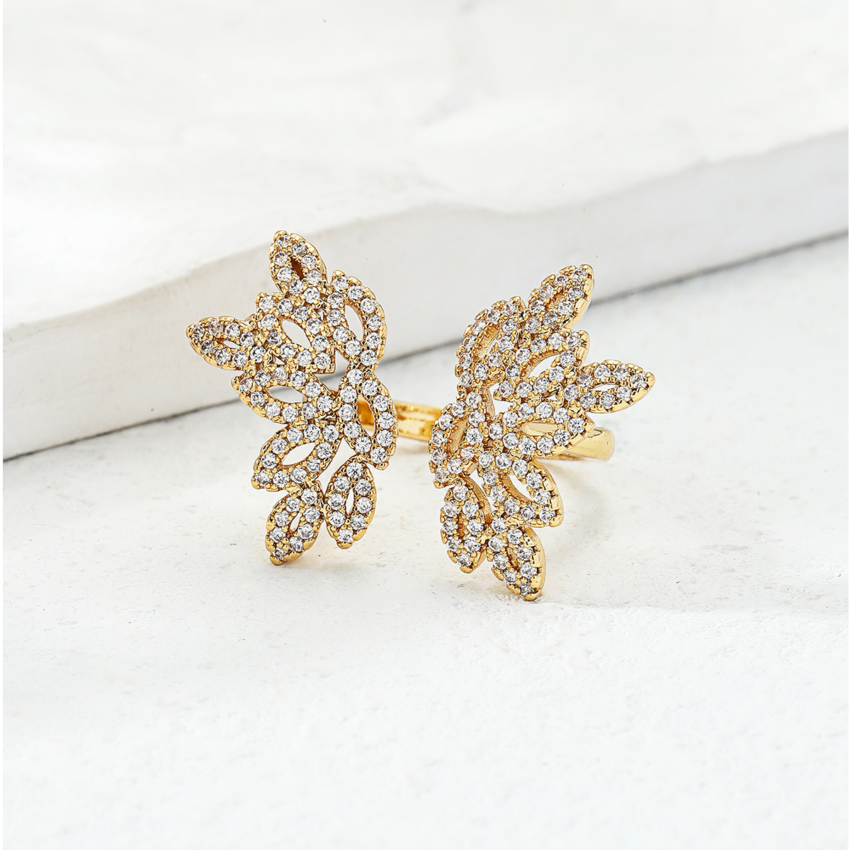 Ethnic Style Butterfly 18K Gold Plated Zircon Copper Wholesale display picture 3