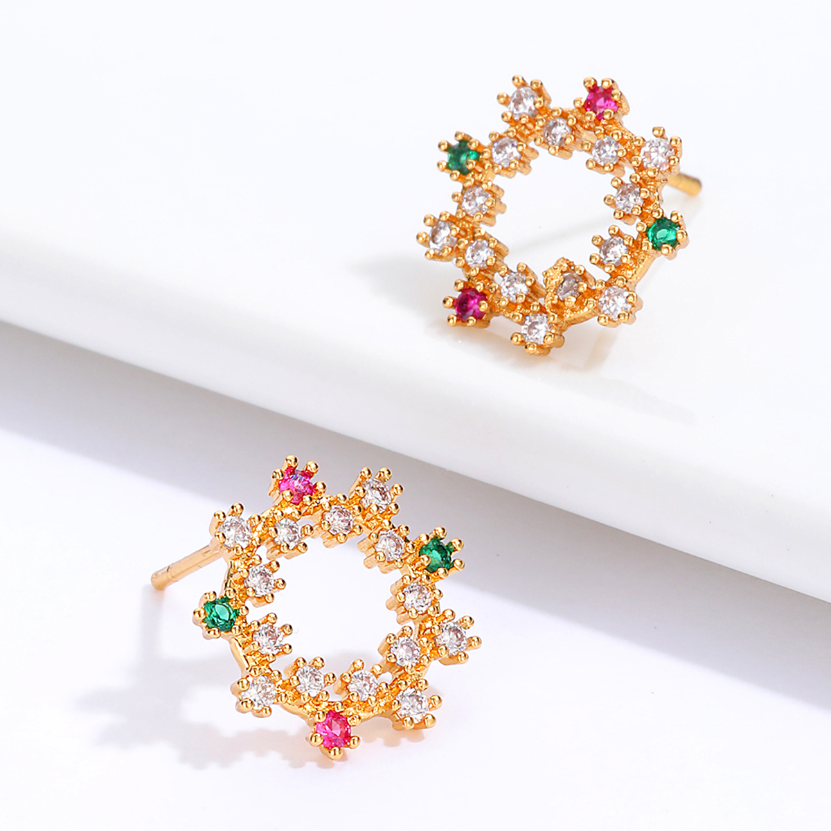 Fashion Christmas Jewelry Copper Plated 18k Gold Color Zircon Snowflake Stud Earrings display picture 2