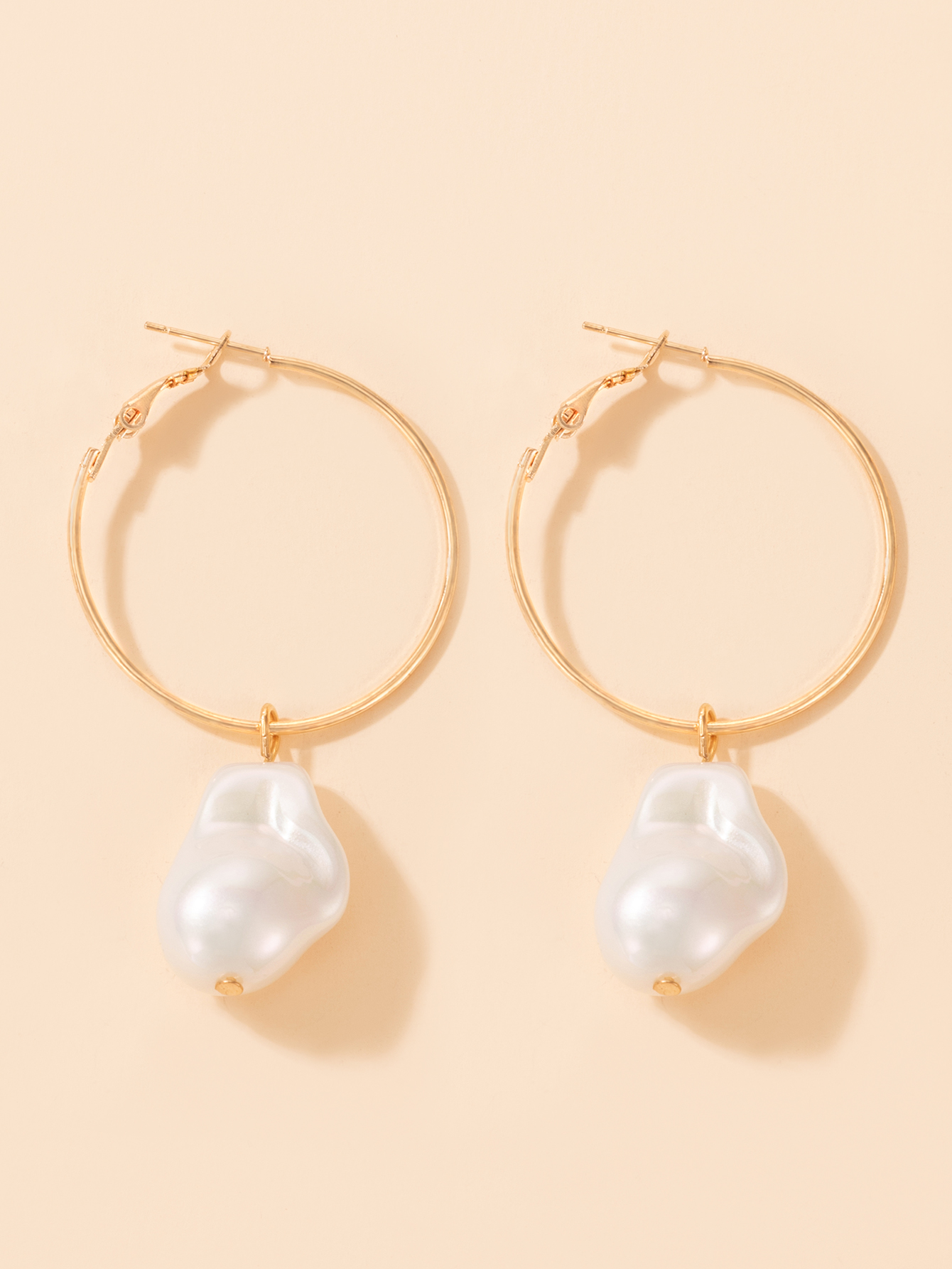 Nouvelles Boucles D&#39;oreilles En Alliage De Perles Géométriques À La Mode Coréenne display picture 5