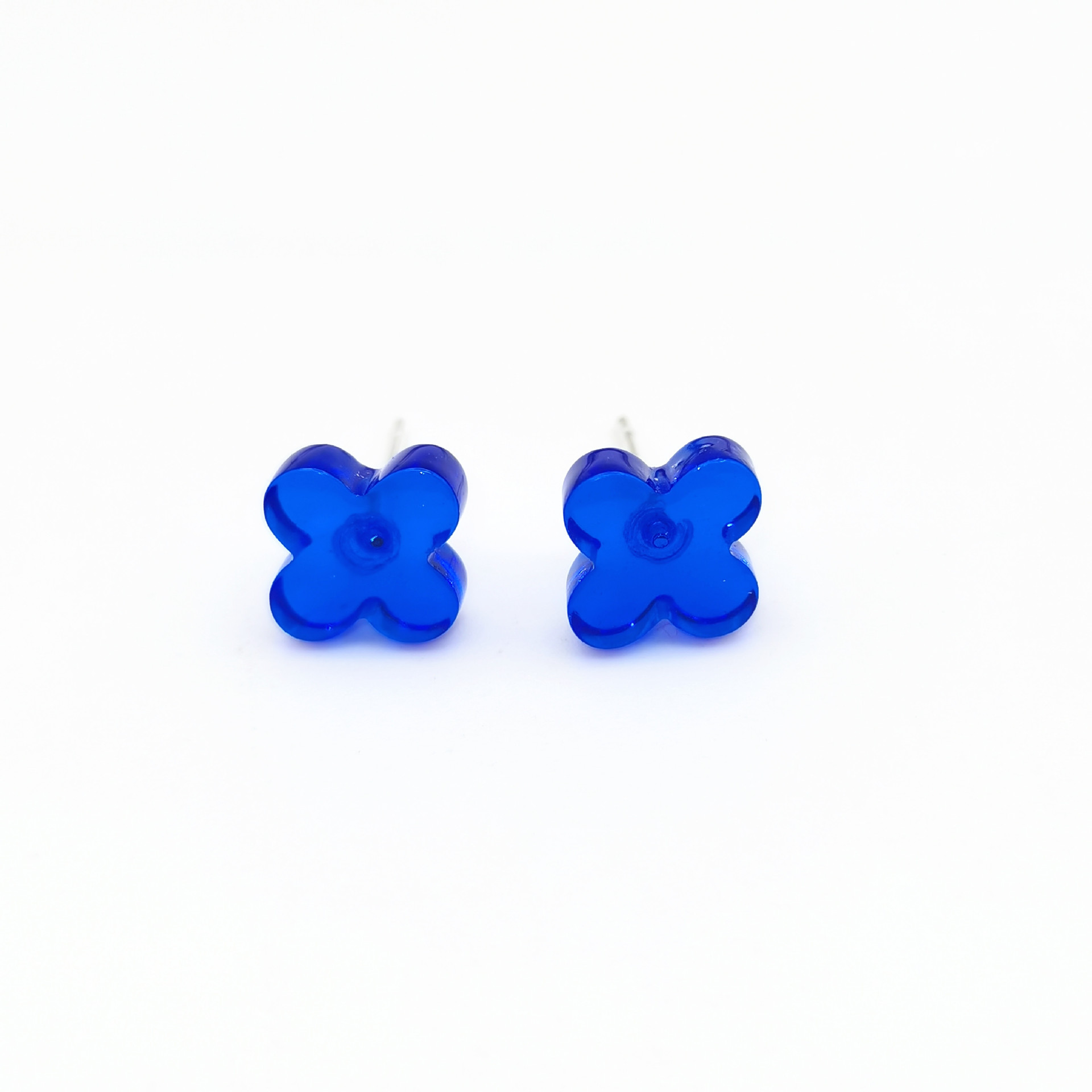 Boucles D&#39;oreilles Coréennes En Forme De Fleur Bleue Petites Boucles D&#39;oreilles En Alliage Pour Femmes display picture 3