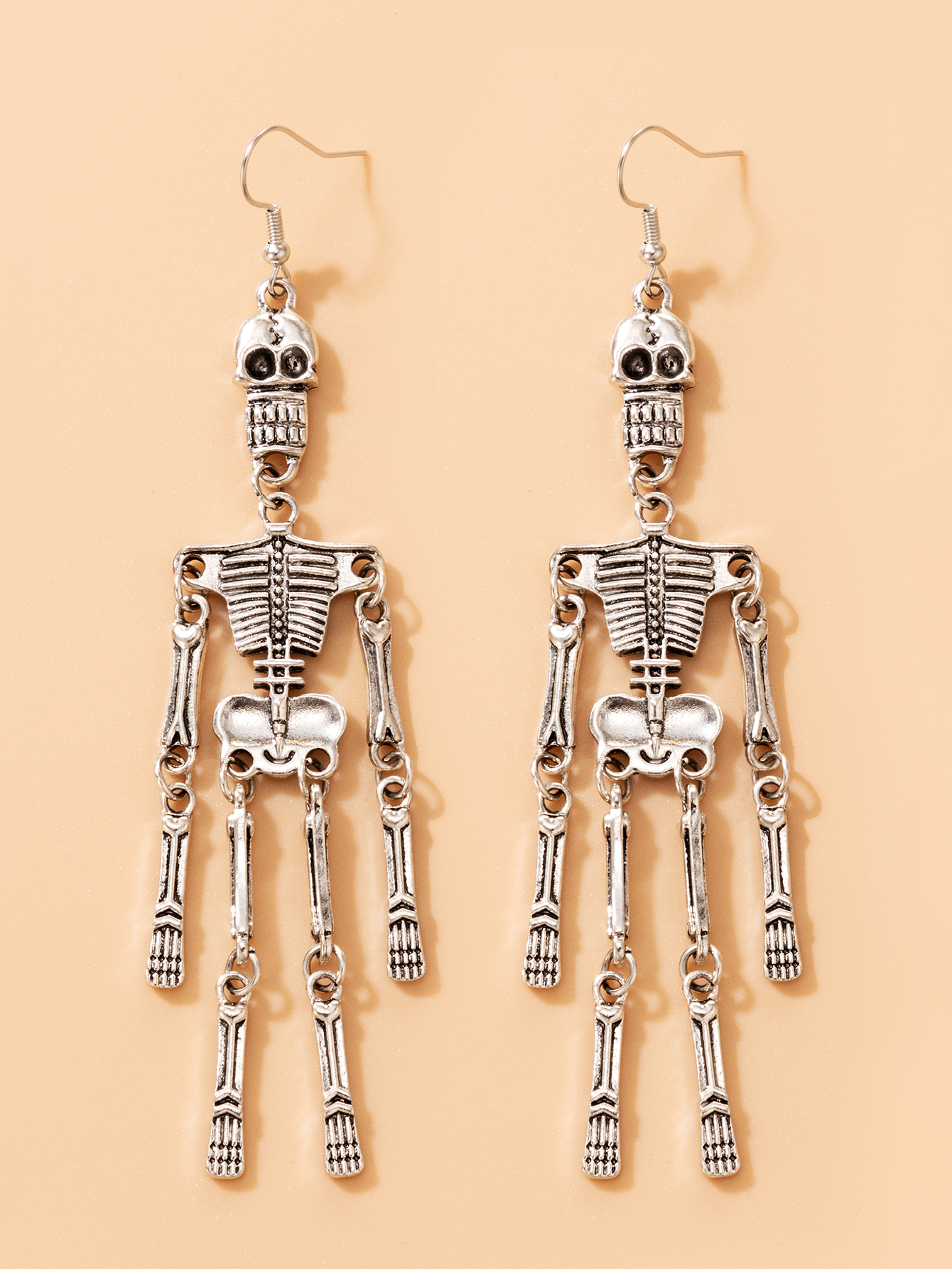 Exaggerated Skull Alloy display picture 11