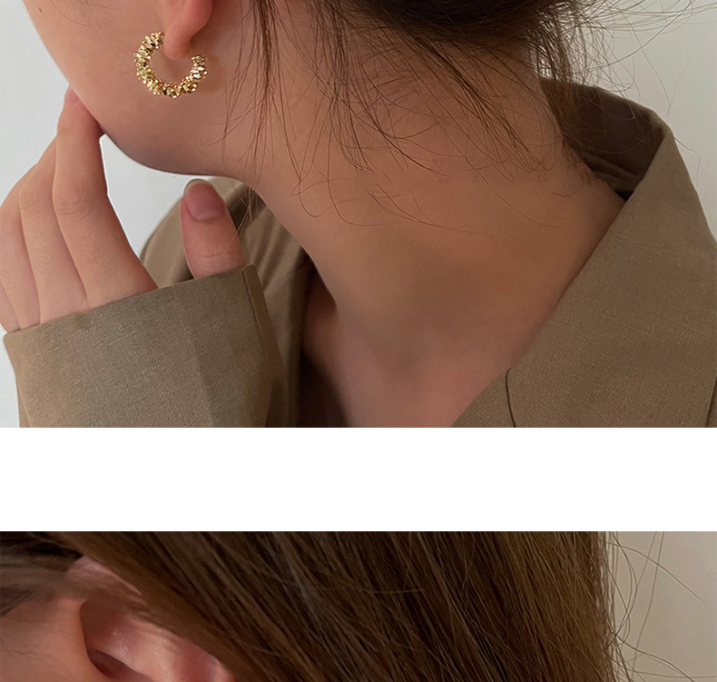 Simple Alloy Irregular C-shaped Small Earrings For Women display picture 5