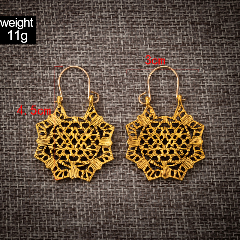 Bohemian New Fashion Floral Honeycomb Pattern Alloy Earrings display picture 1
