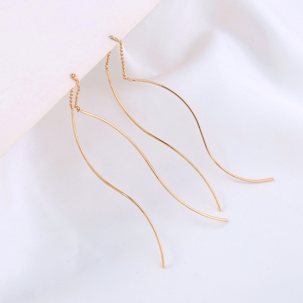 A Pair Of New Ins Fashion Jewelry S Shape Design Simple Tassel Earrings display picture 8