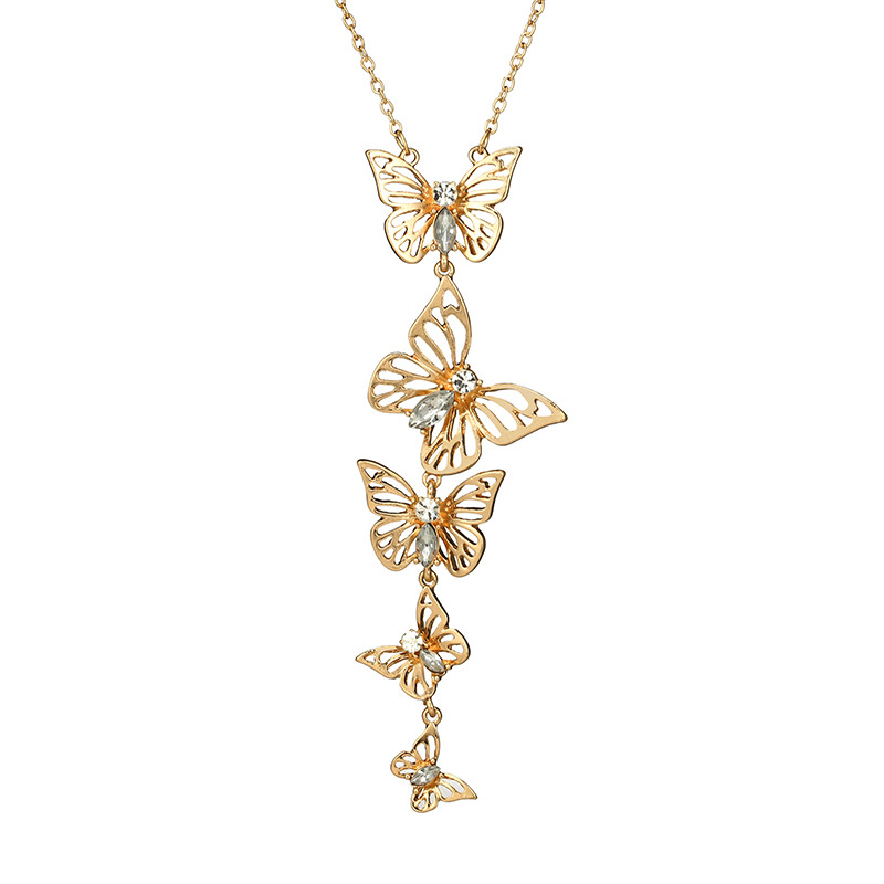 Retro Fashion Geometric Butterfly Hollow Alloy Diamond Pendant Long Necklace display picture 5