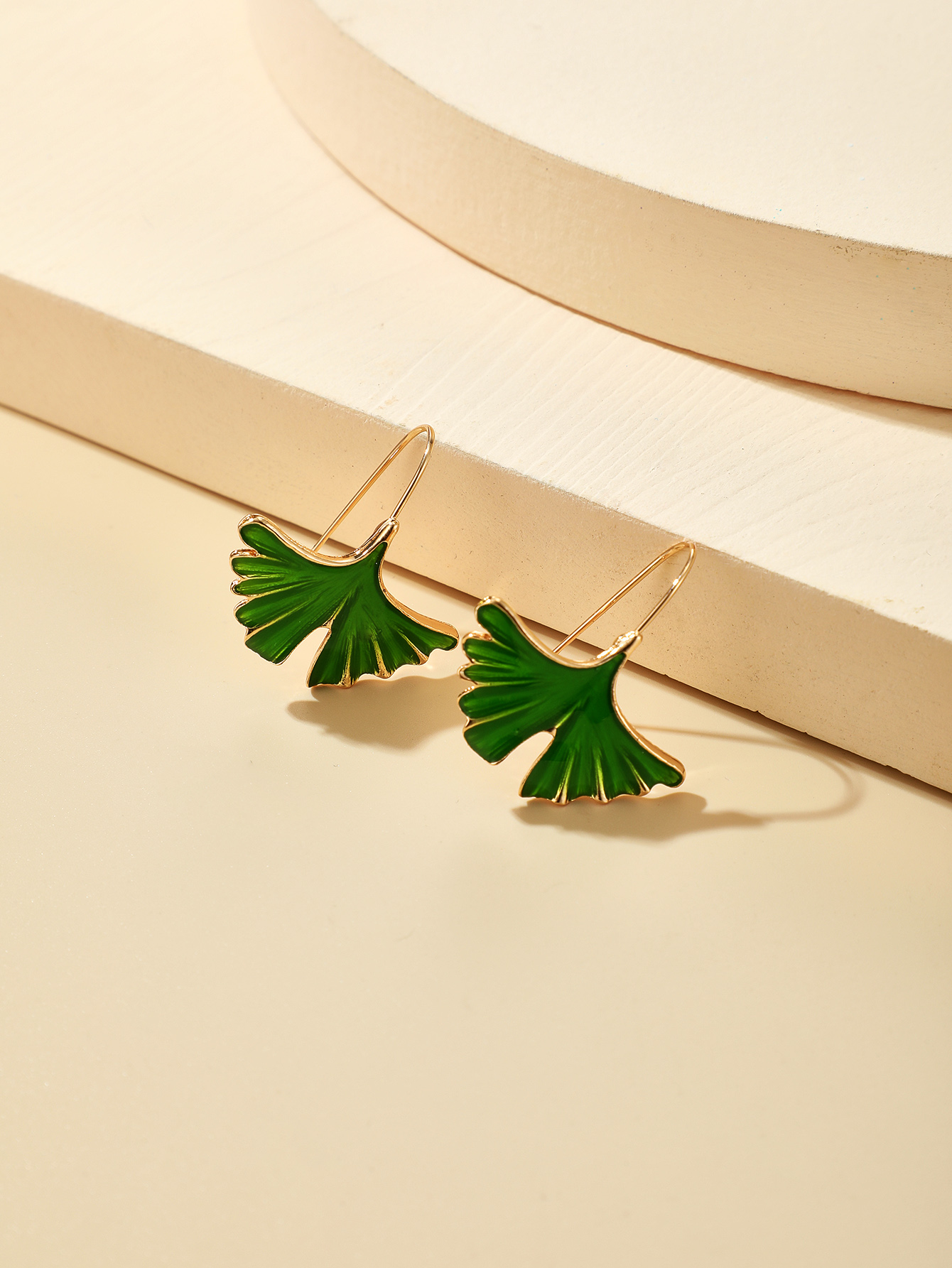 Fashion New Ginkgo Leaf Short Alloy Earrings Wholesale display picture 2