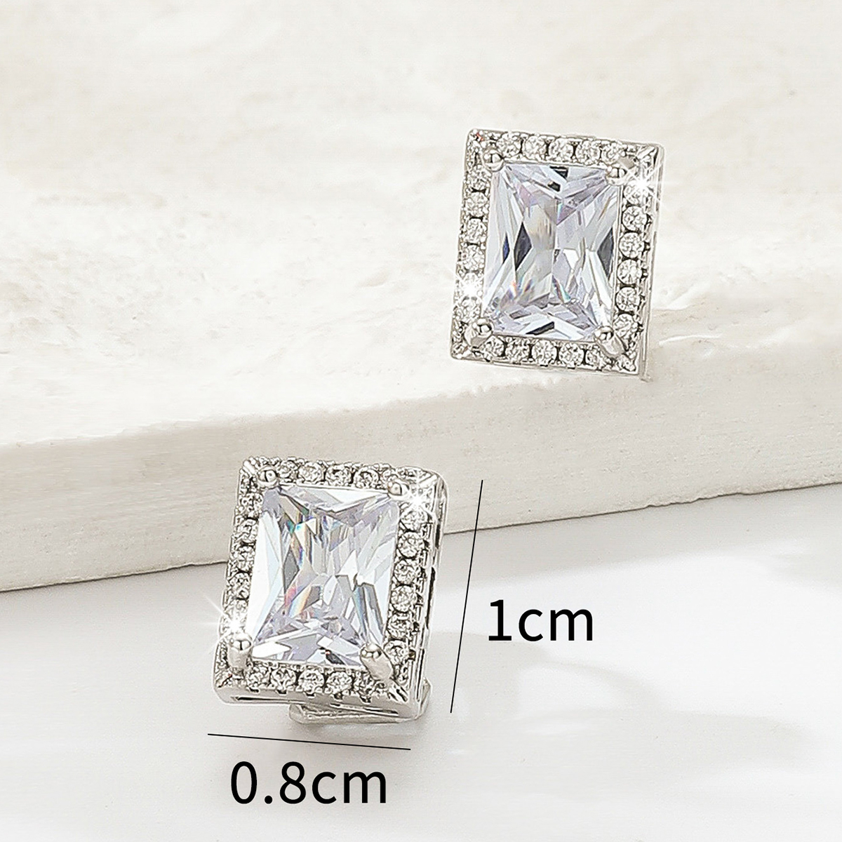 Fashion Copper Material Electroplating 18k Silver Zircon Square Ear Clips Without Ear Holes display picture 4