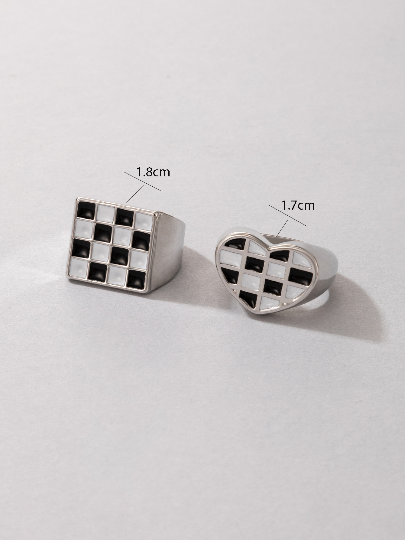 Fashion Black White Checkered Snake-shaped Oil Drop Ring Two-piece Set display picture 1