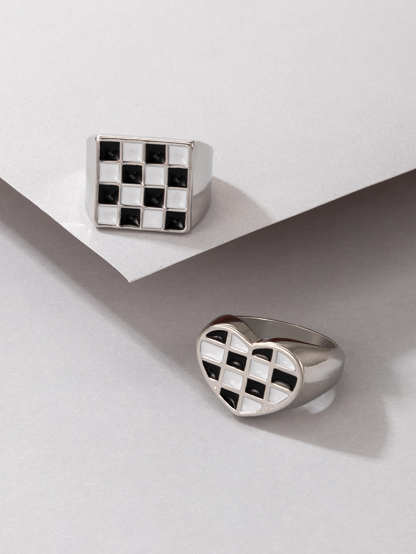 Fashion Black White Checkered Snake-shaped Oil Drop Ring Two-piece Set display picture 4