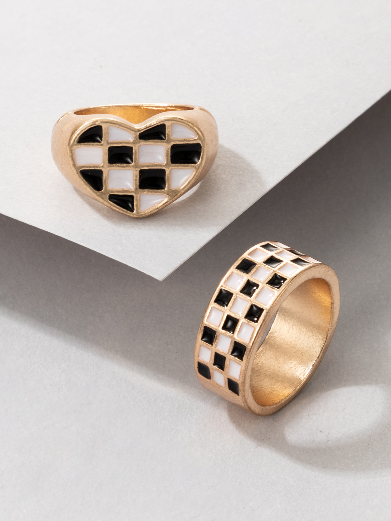 Fashion Black White Checkered Snake-shaped Oil Drop Ring Two-piece Set display picture 12