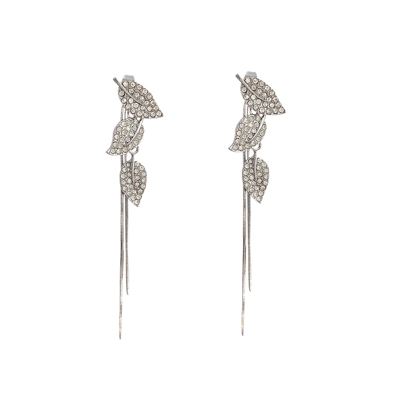Fashion Leaf Diamond Tassel Earrings display picture 5