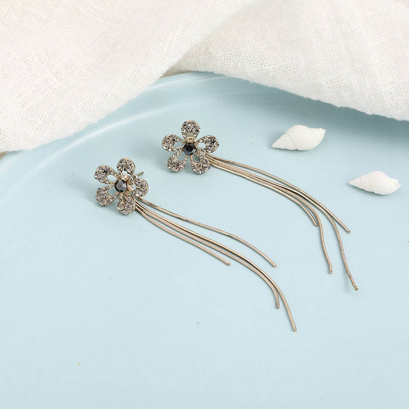 Temperament And Fashion Flower Tassel Inlaid Zirconium Long Earrings display picture 2