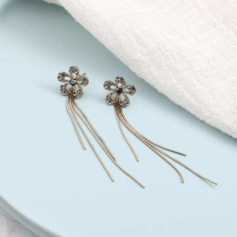 Temperament And Fashion Flower Tassel Inlaid Zirconium Long Earrings display picture 4